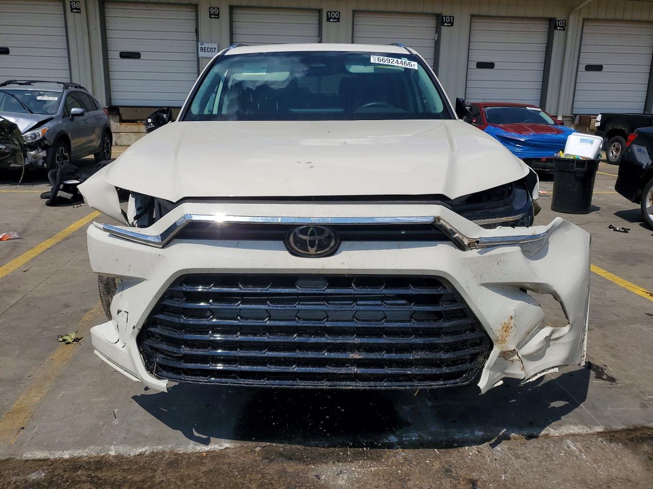 2024 TOYOTA GRAND HIGHLANDER XLE — снимка 5
