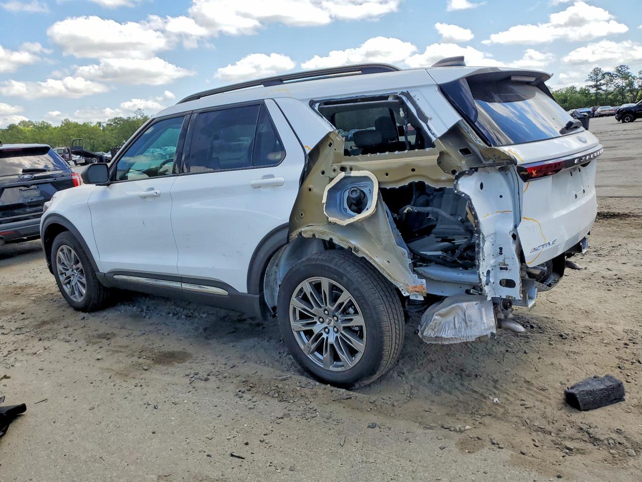 2025 FORD EXPLORER ACTIVE — снимка 2