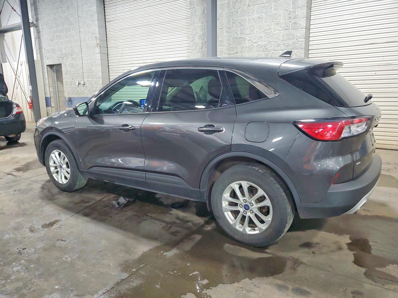 2020 FORD ESCAPE SE — снимка 2