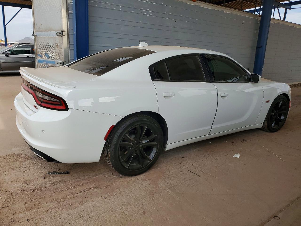 2016 DODGE CHARGER R/T — снимка 3