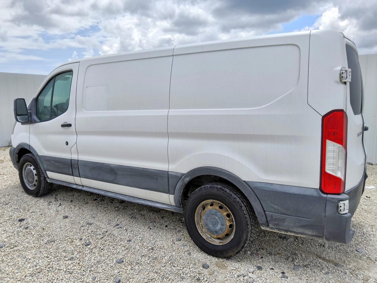 2017 FORD TRANSIT T-150 — снимка 2