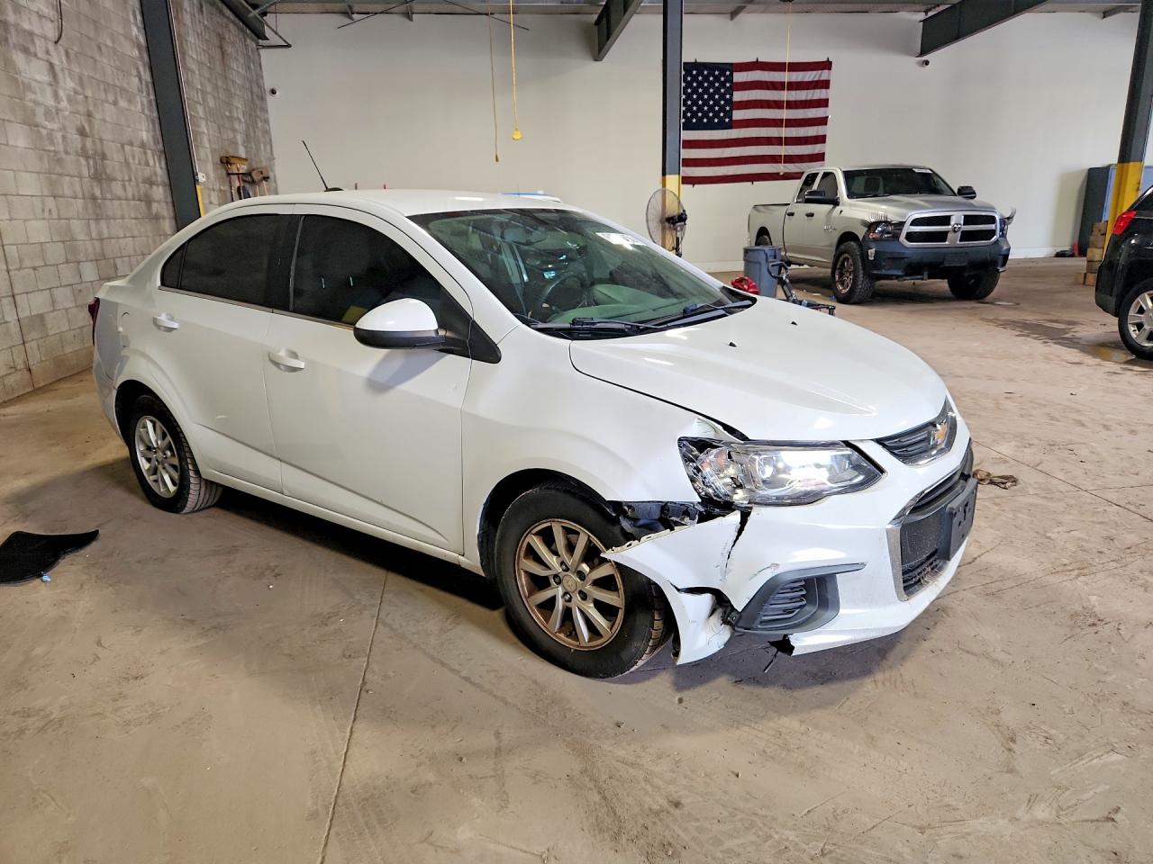 2017 CHEVROLET SONIC LT — снимка 4