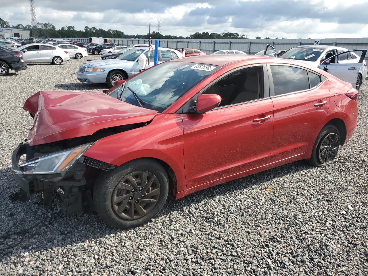 2019 HYUNDAI ELANTRA SE
