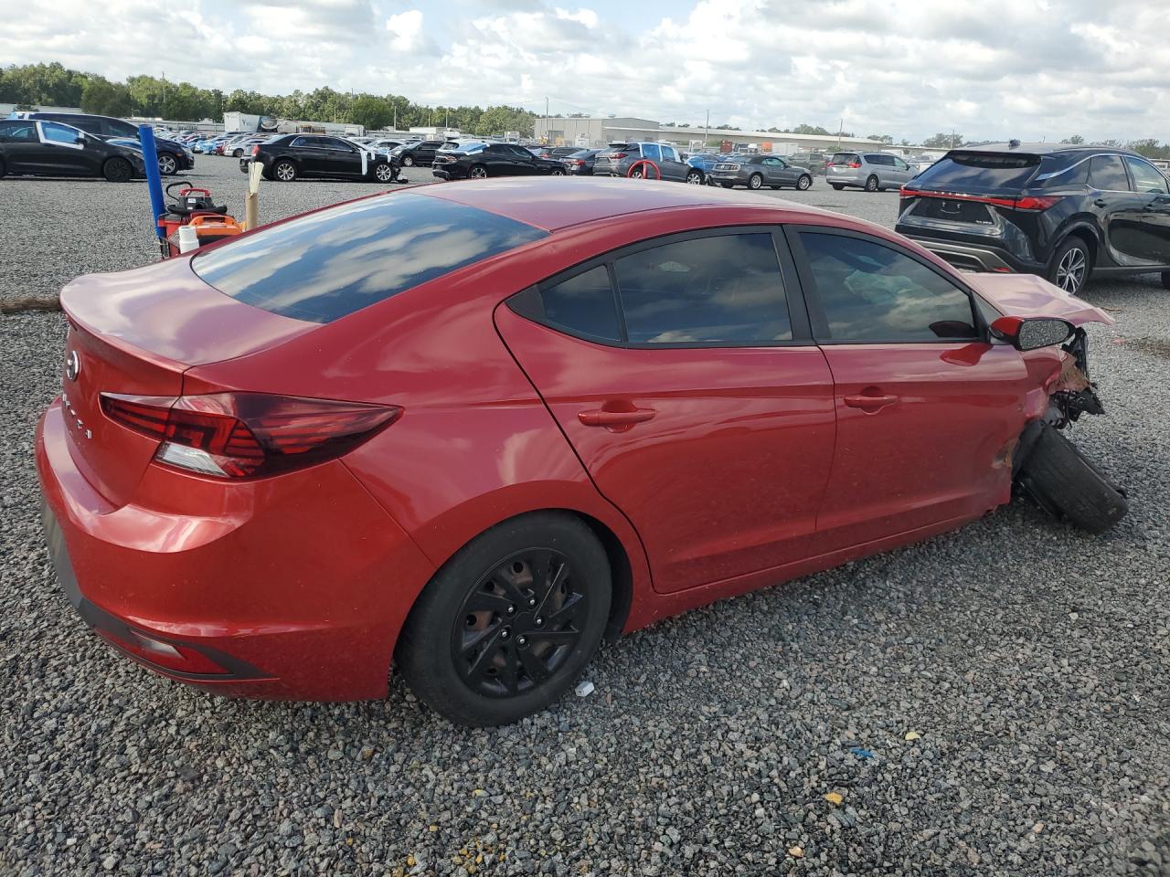 2019 HYUNDAI ELANTRA SE — снимка 3