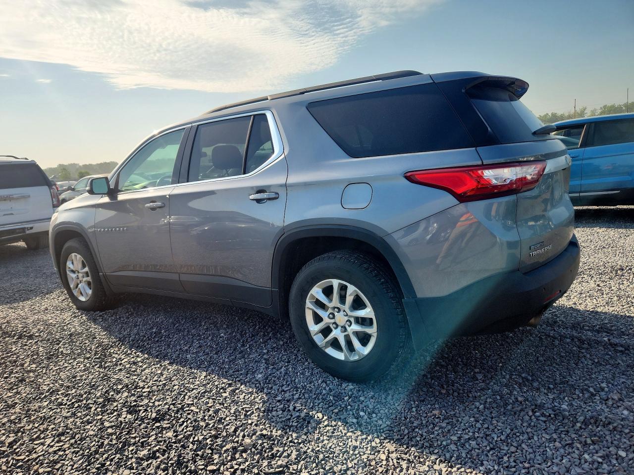 2020 CHEVROLET TRAVERSE LT — снимка 2