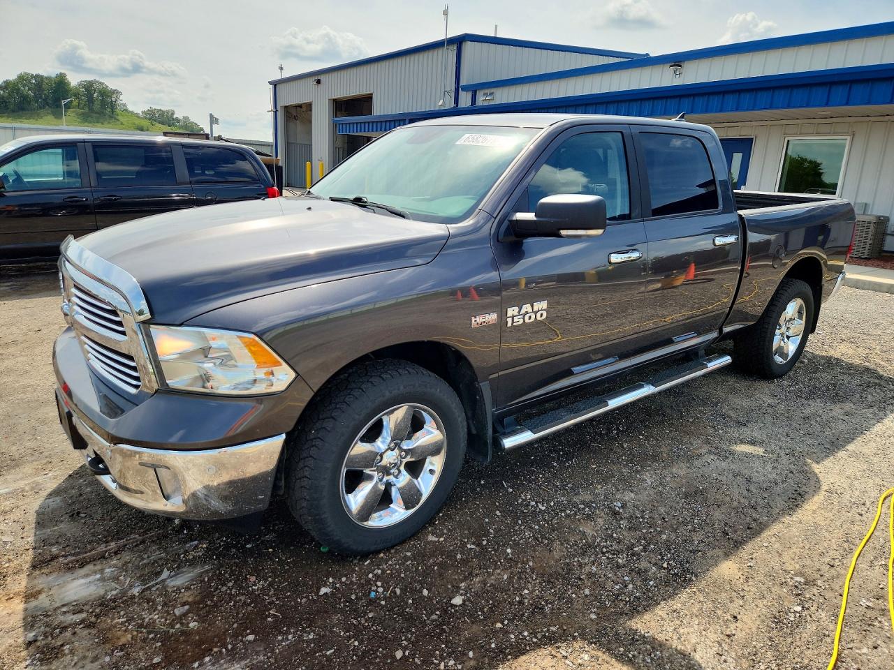 2018 RAM 1500 SLT