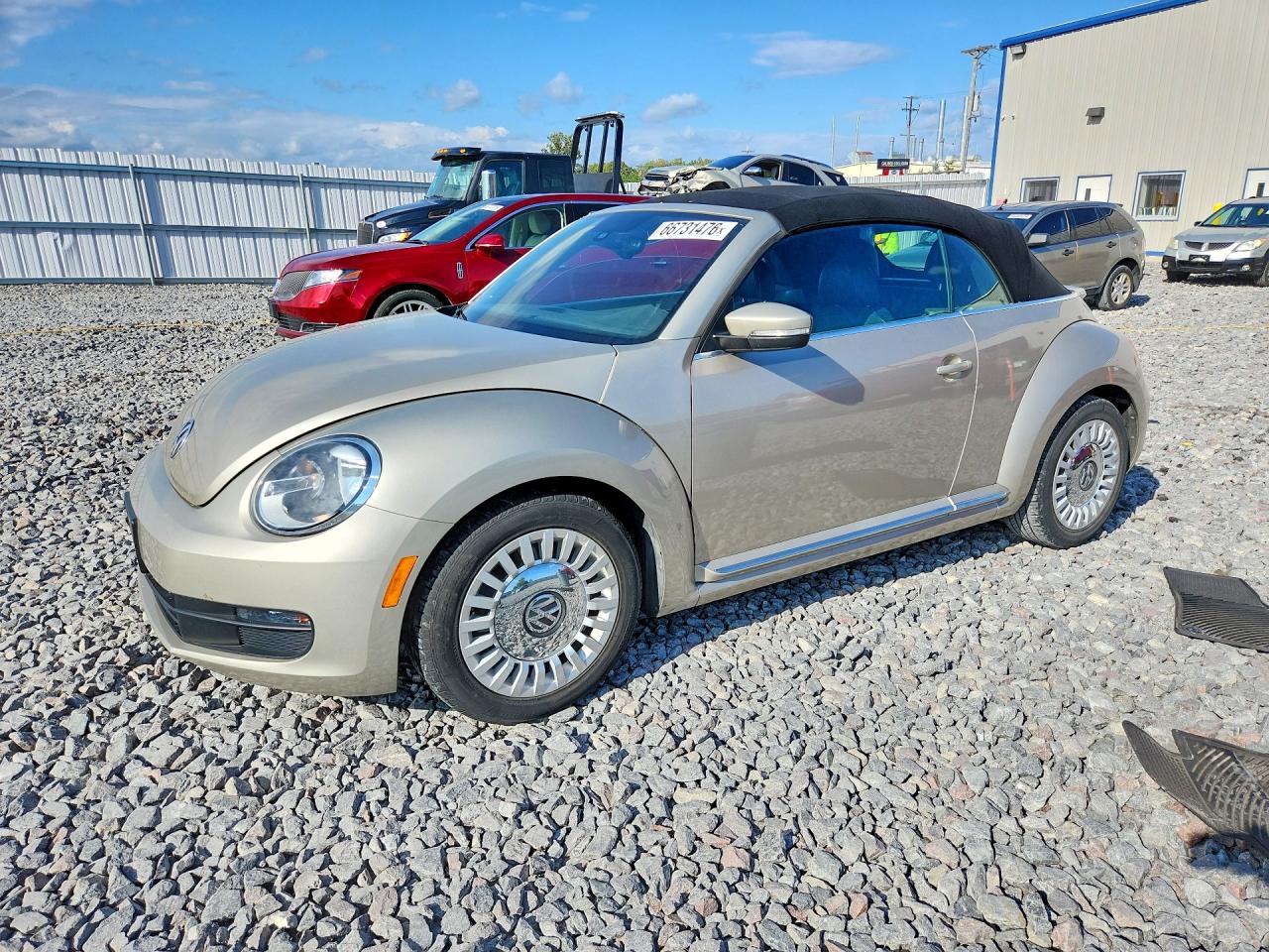 2016 VOLKSWAGEN BEETLE S/SE