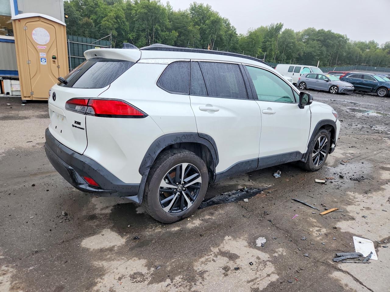 2025 TOYOTA COROLLA CROSS HYBRID XSE — снимка 3
