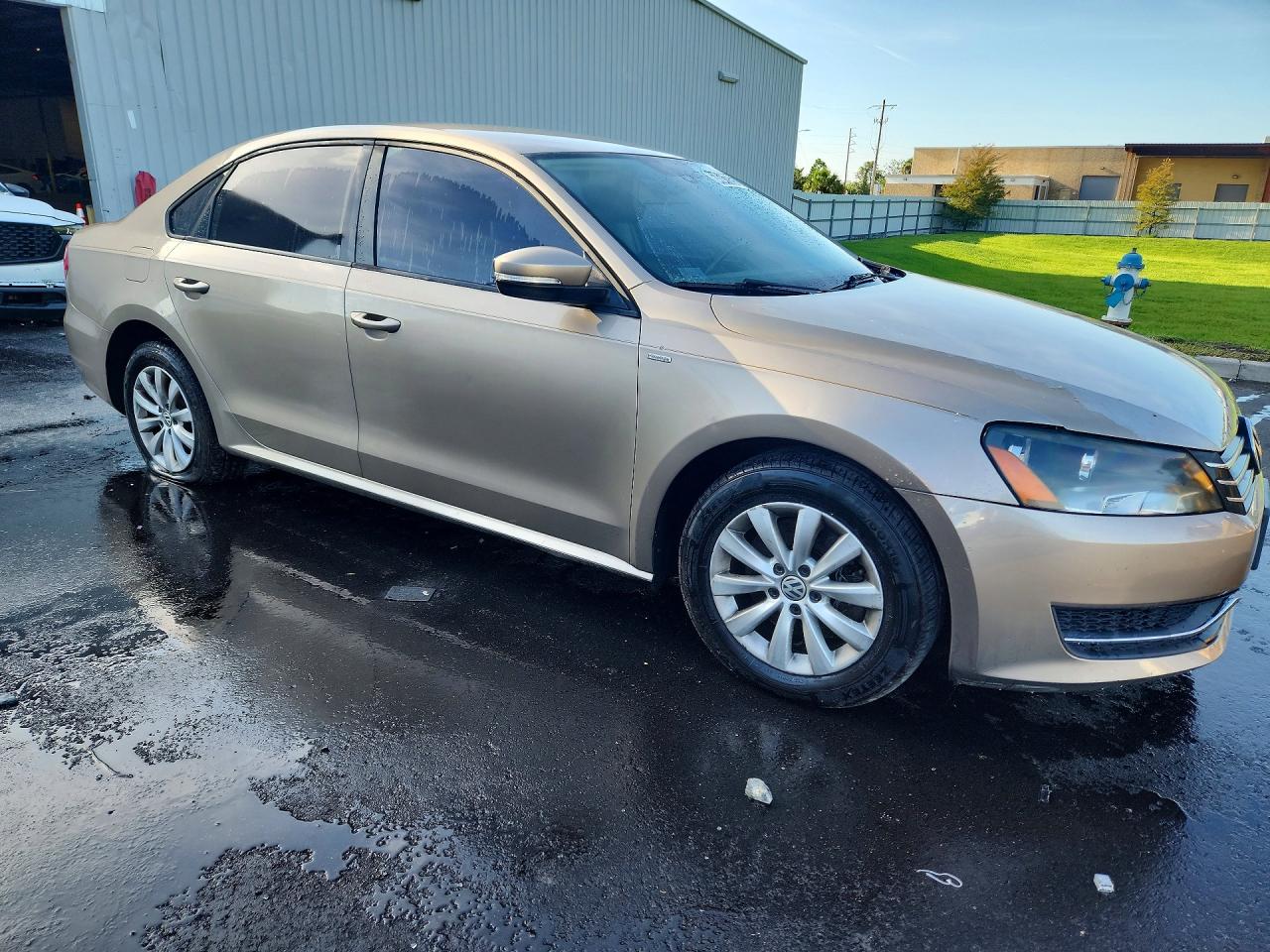 2015 VOLKSWAGEN PASSAT S — снимка 4