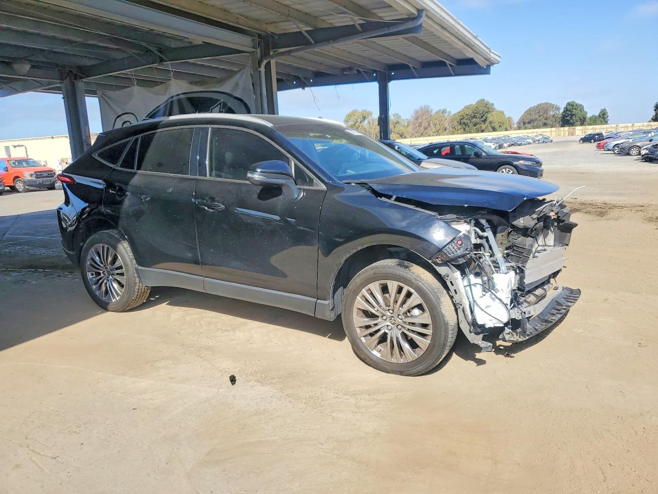 2024 TOYOTA VENZA XLE — photo 4