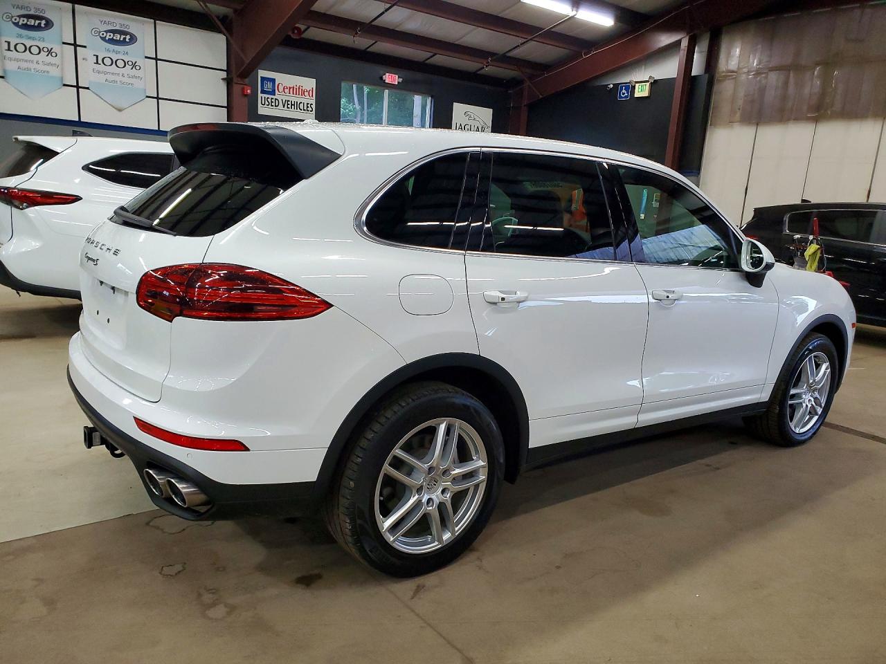 2015 PORSCHE CAYENNE S — снимка 3