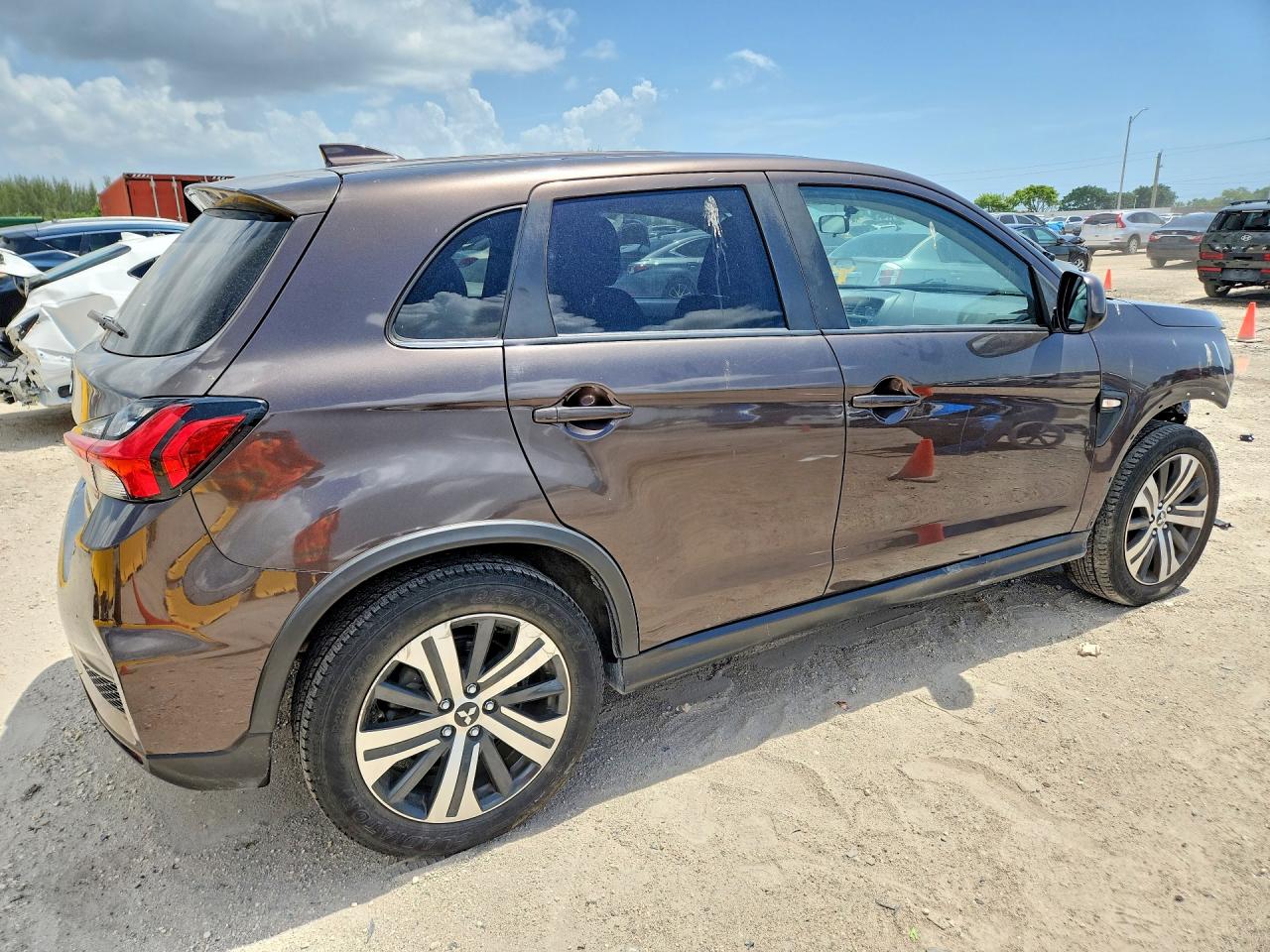 2020 MITSUBISHI OUTLANDER SPORT ES — снимка 3
