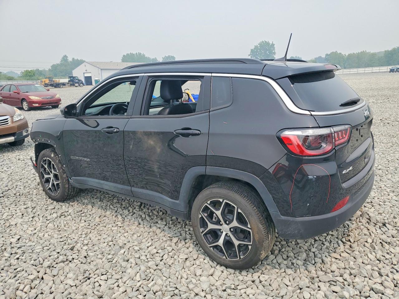 2024 JEEP COMPASS LIMITED — снимка 2
