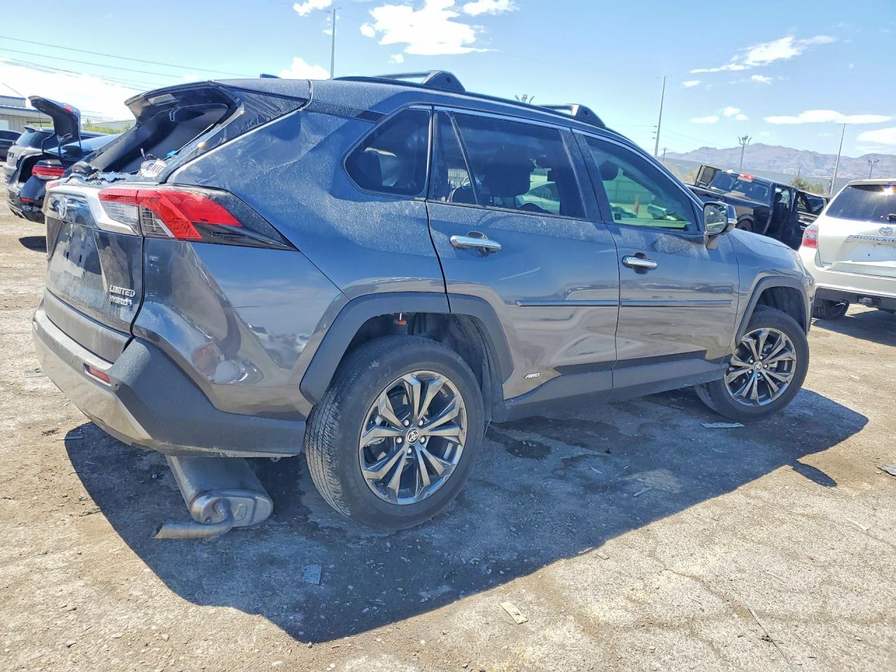 2023 TOYOTA RAV4 LIMITED — снимка 3