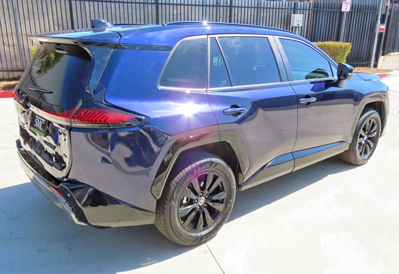 2026 TOYOTA RAV4 SE — снимка 3