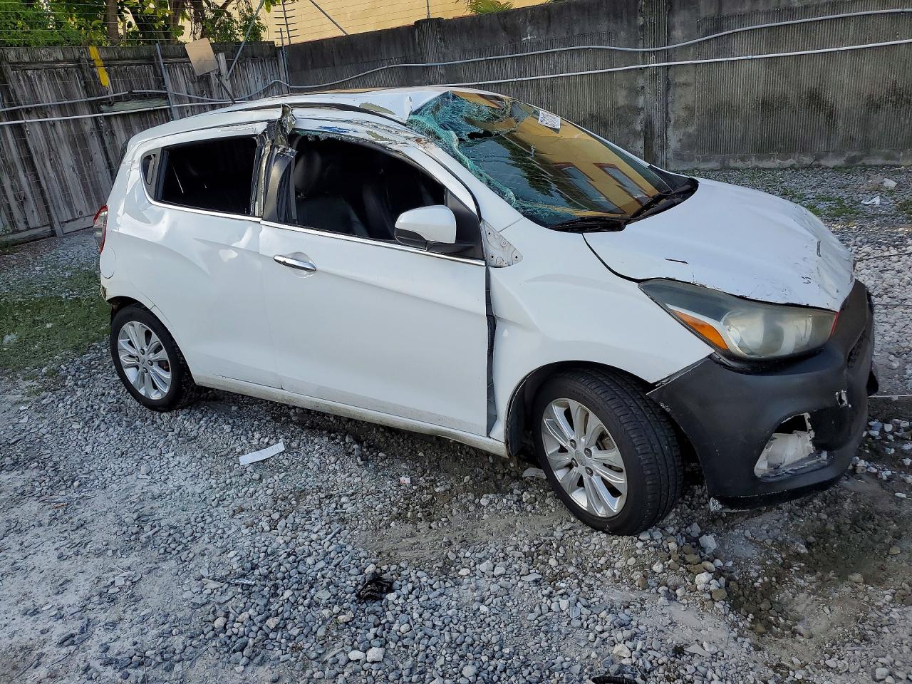 2016 CHEVROLET SPARK 2LT — снимка 4