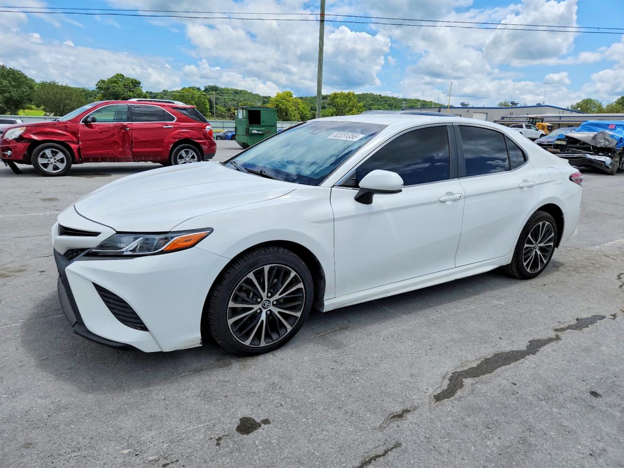 2018 TOYOTA CAMRY SE