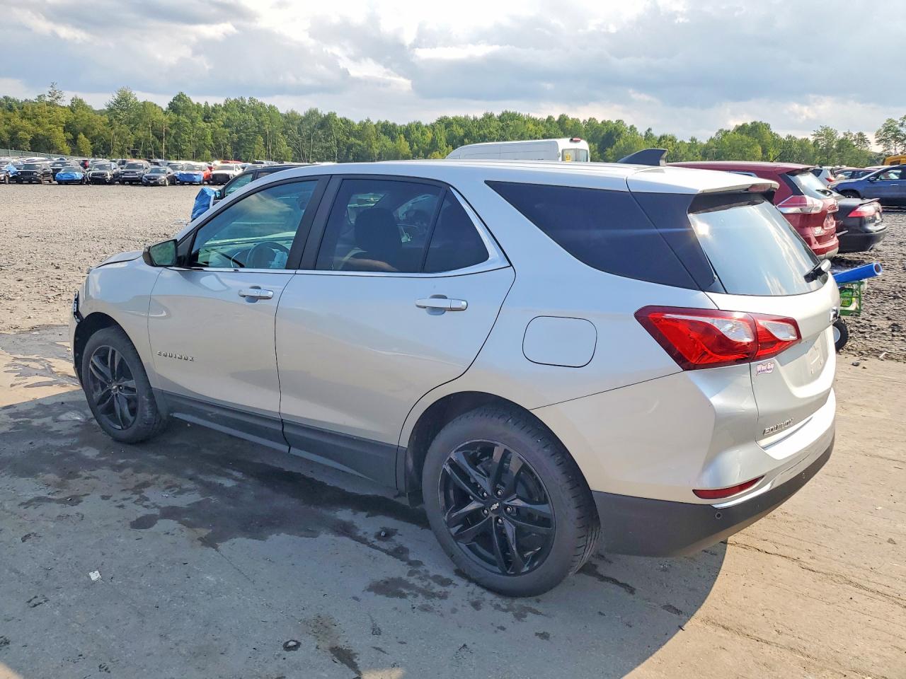 2021 CHEVROLET EQUINOX LT — снимка 2