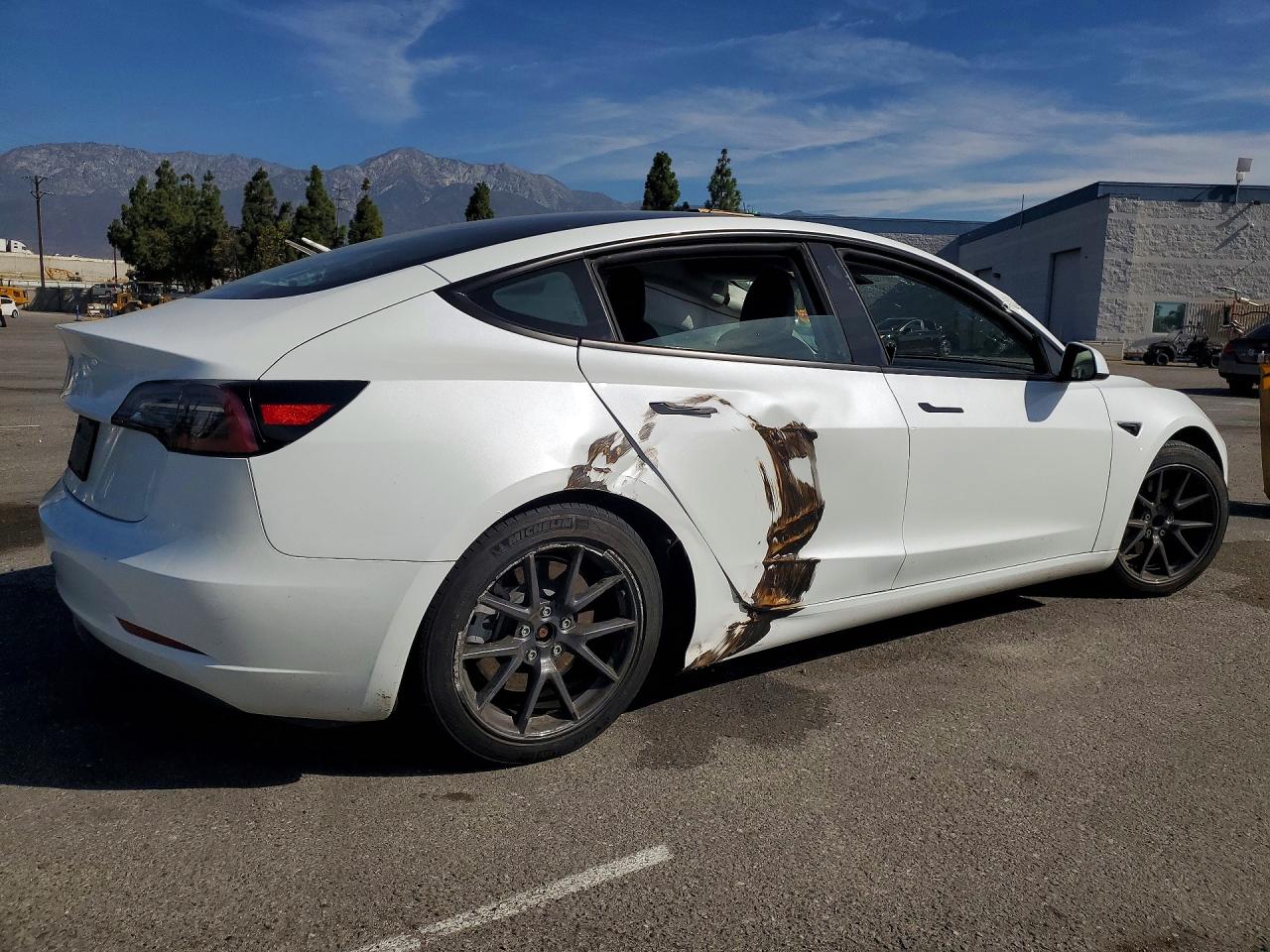 2023 TESLA MODEL 3 — снимка 3