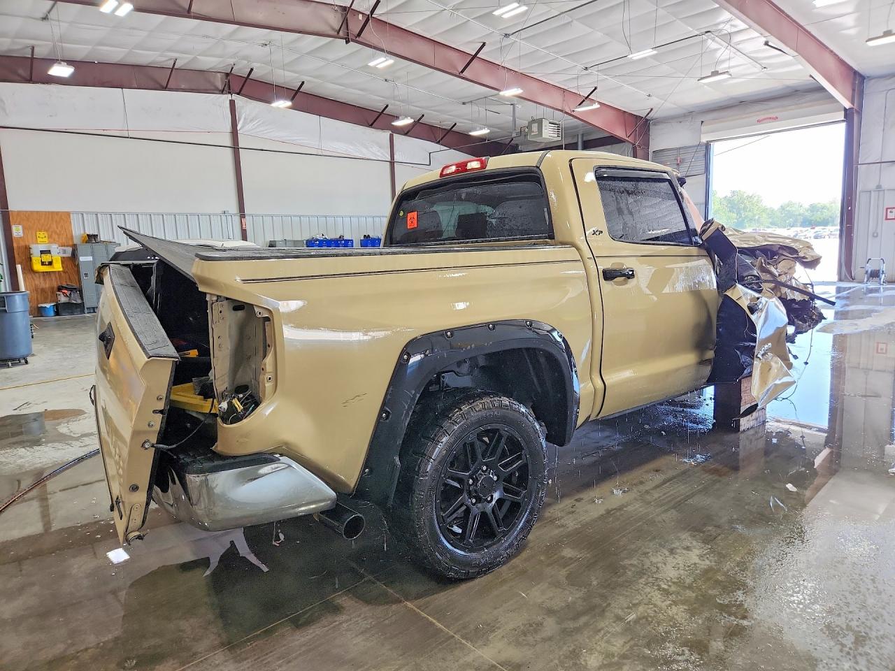 2019 TOYOTA TUNDRA CREWMAX SR5 — снимка 3