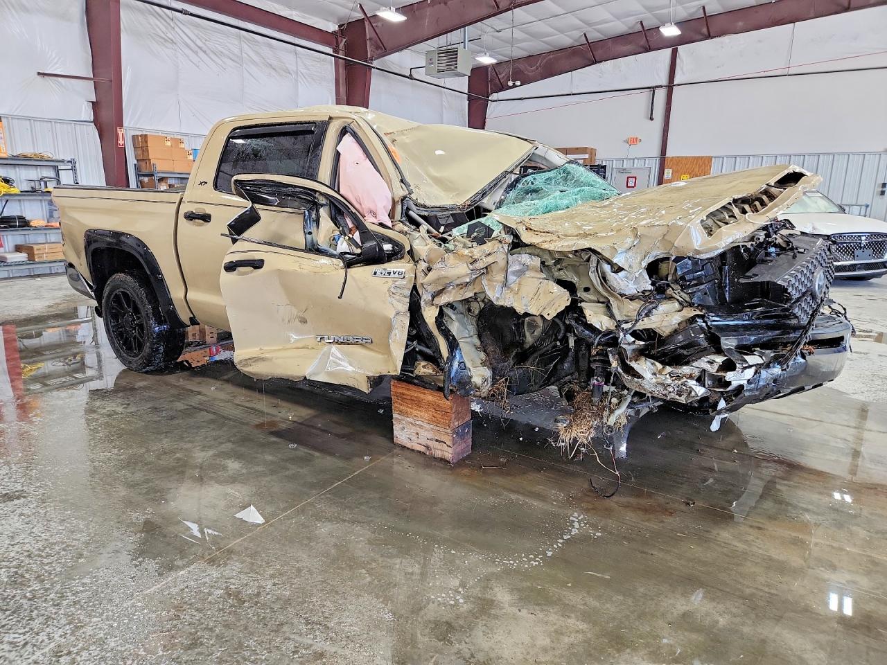2019 TOYOTA TUNDRA CREWMAX SR5 — снимка 4