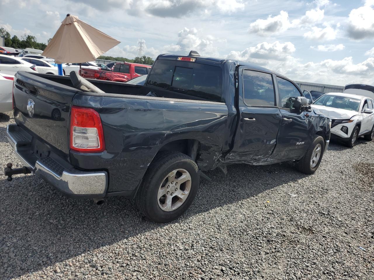 2019 RAM 1500 TRADESMAN — снимка 3