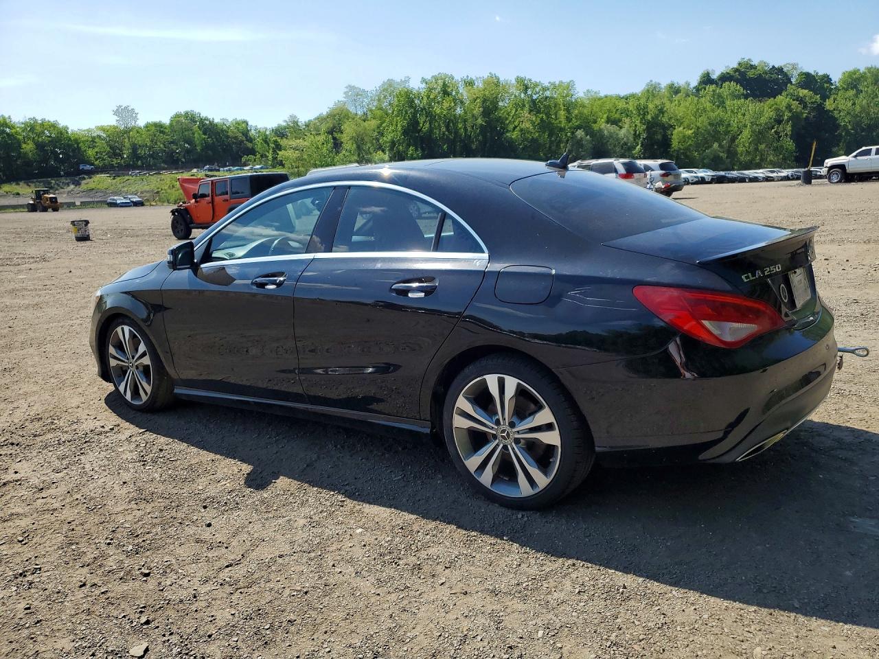 2019 MERCEDES-BENZ CLA 250 4MATIC — снимка 2