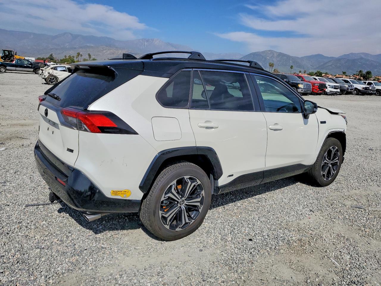 2021 TOYOTA RAV4 PRIME XSE — снимка 3