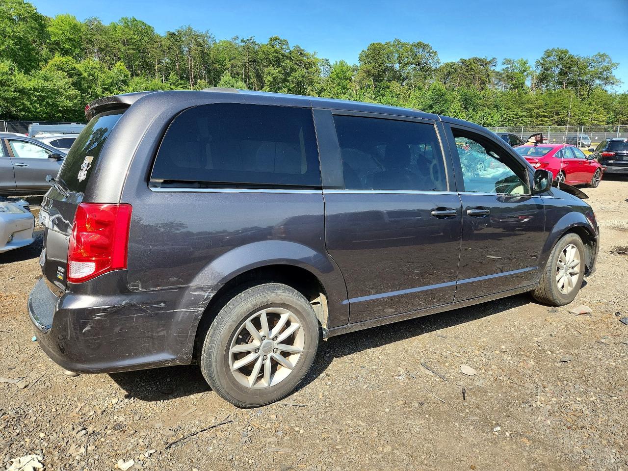 2019 DODGE GRAND CARAVAN SXT — снимка 3