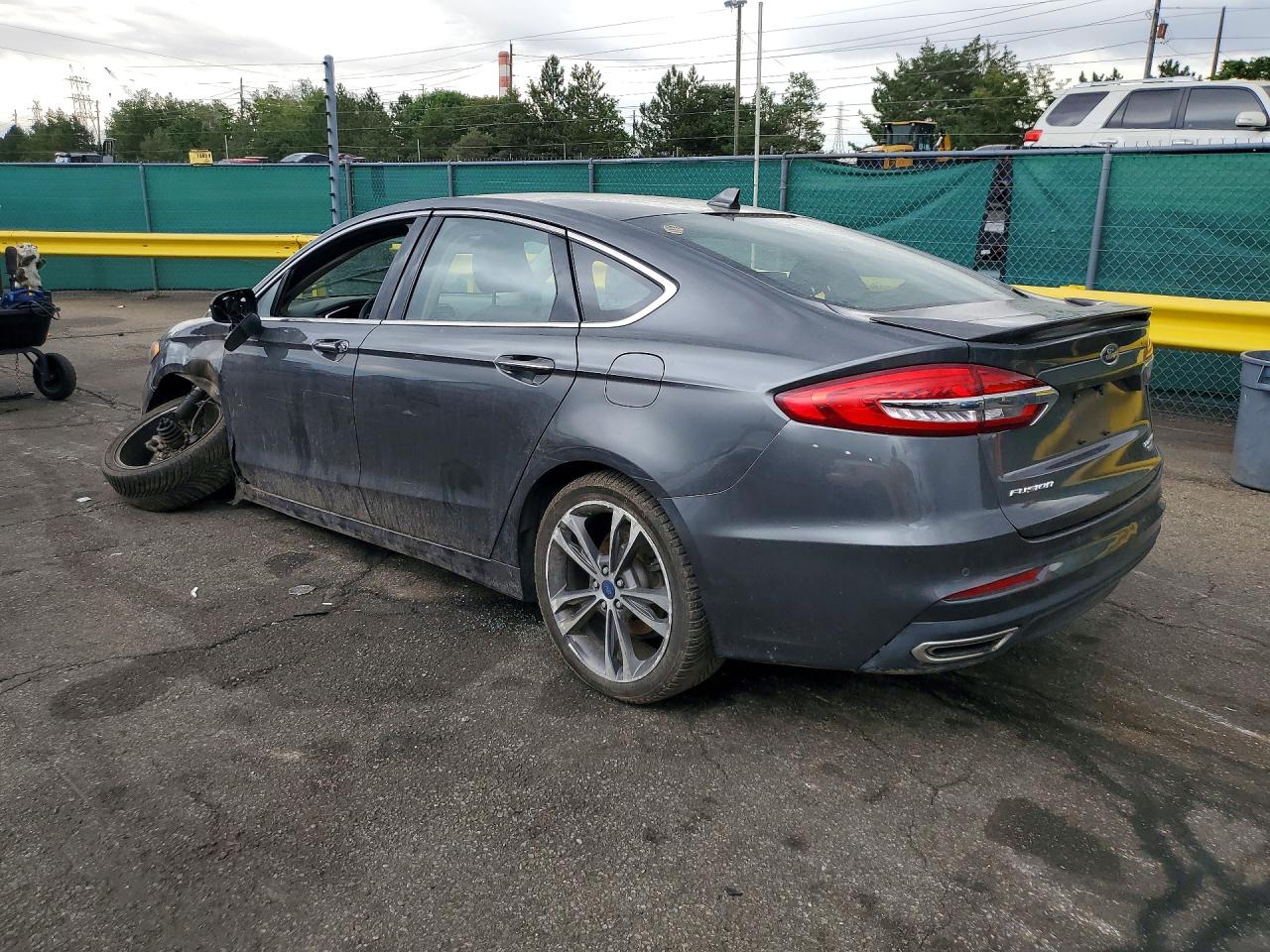 2019 FORD FUSION TITANIUM — снимка 2