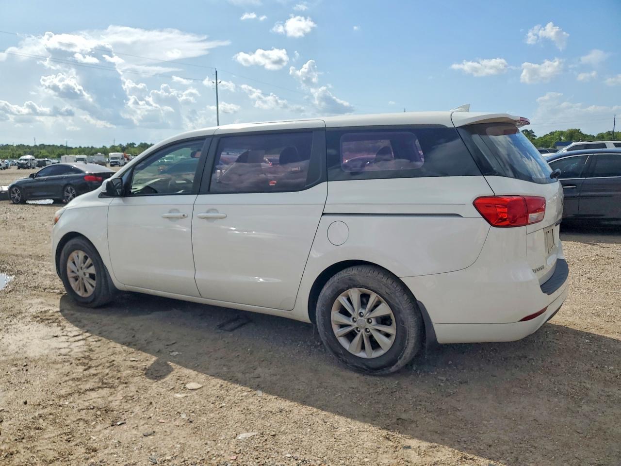 2017 KIA SEDONA L — снимка 2