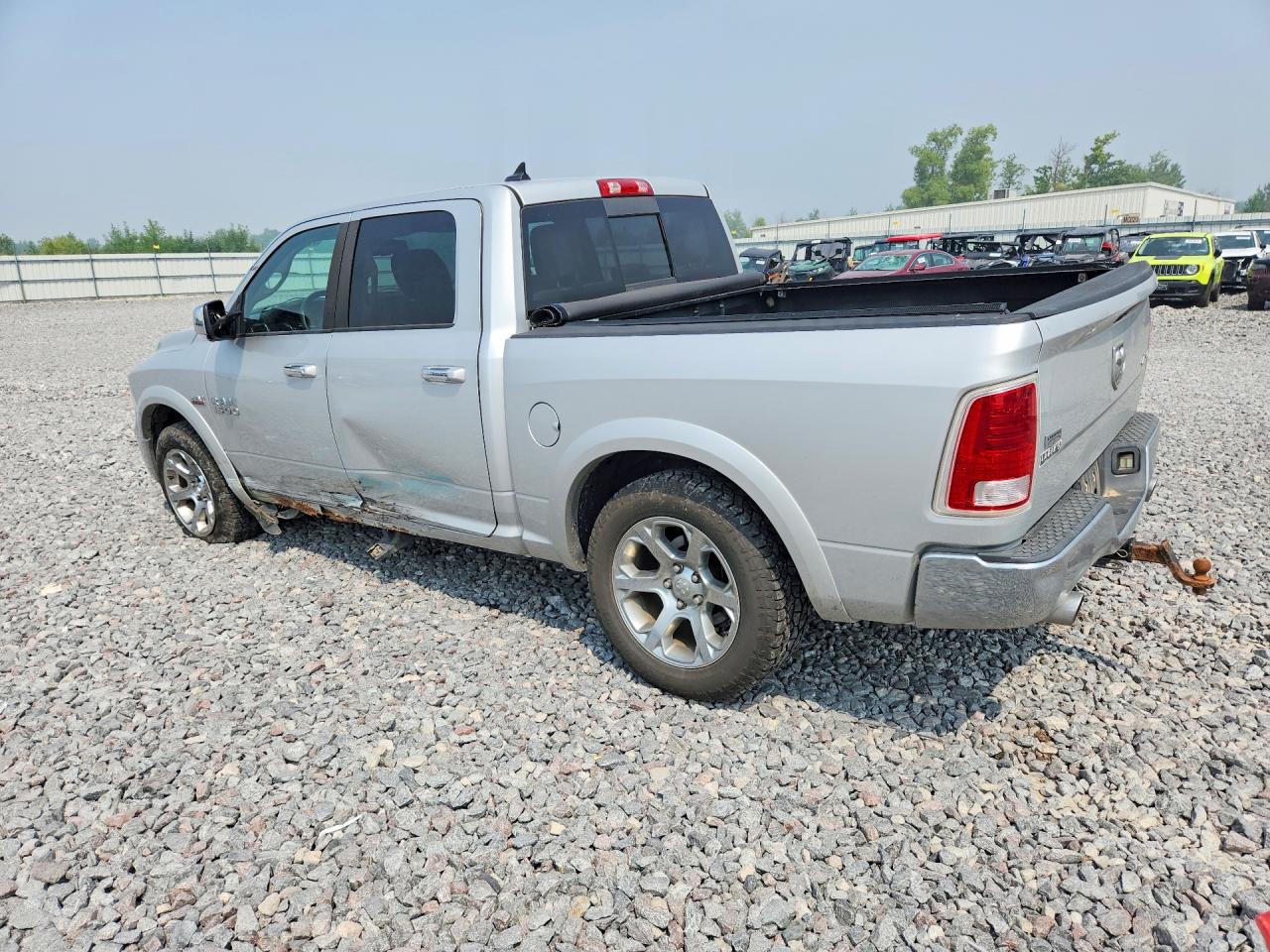 2015 RAM 1500 LARAMIE — снимка 2