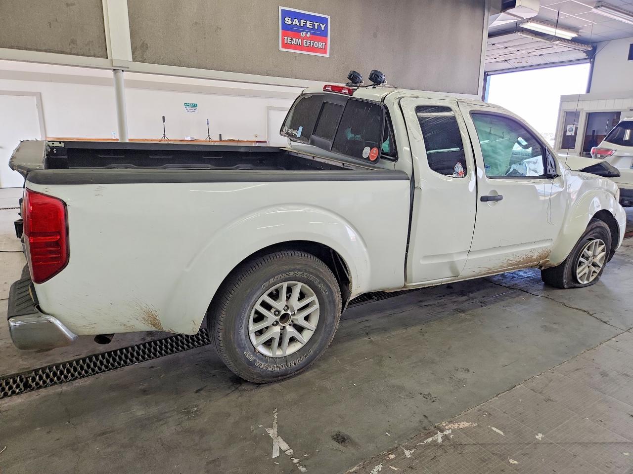 2015 NISSAN FRONTIER SV V6 — снимка 3
