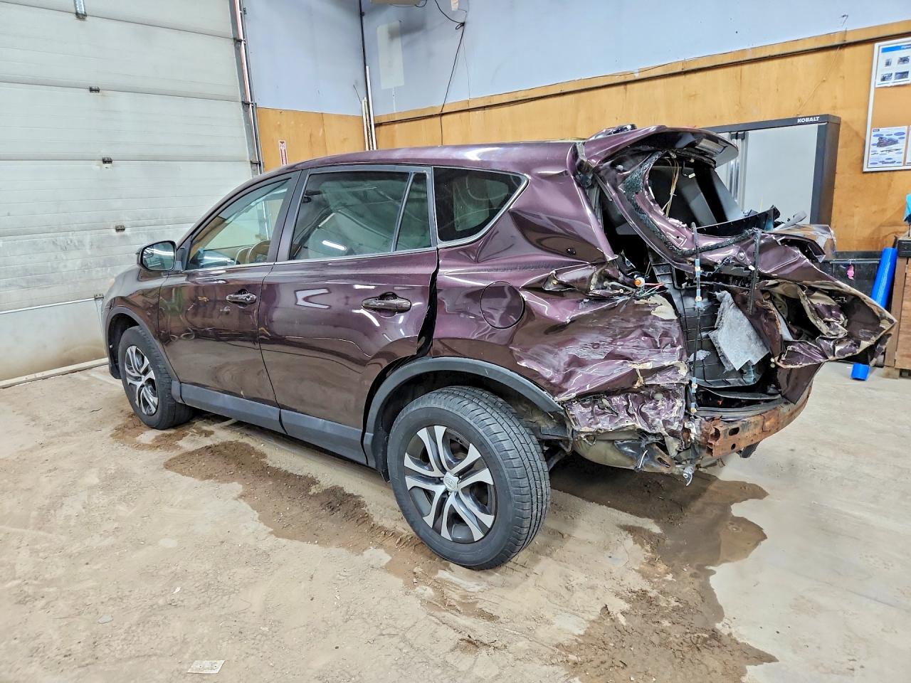 2017 TOYOTA RAV4 LE — снимка 2