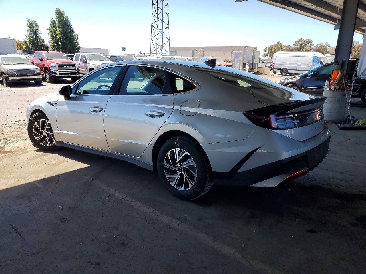 2026 HYUNDAI SONATA HYBRID BLUE — снимка 2