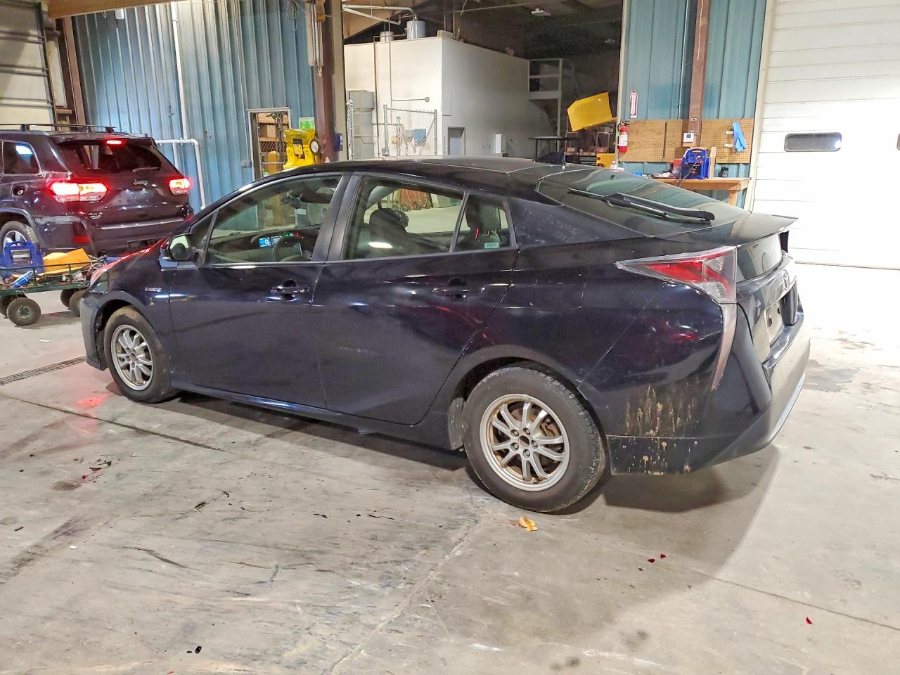 2017 TOYOTA PRIUS TWO — снимка 2