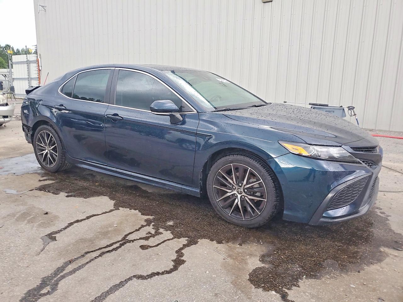 2021 TOYOTA CAMRY SE — снимка 4