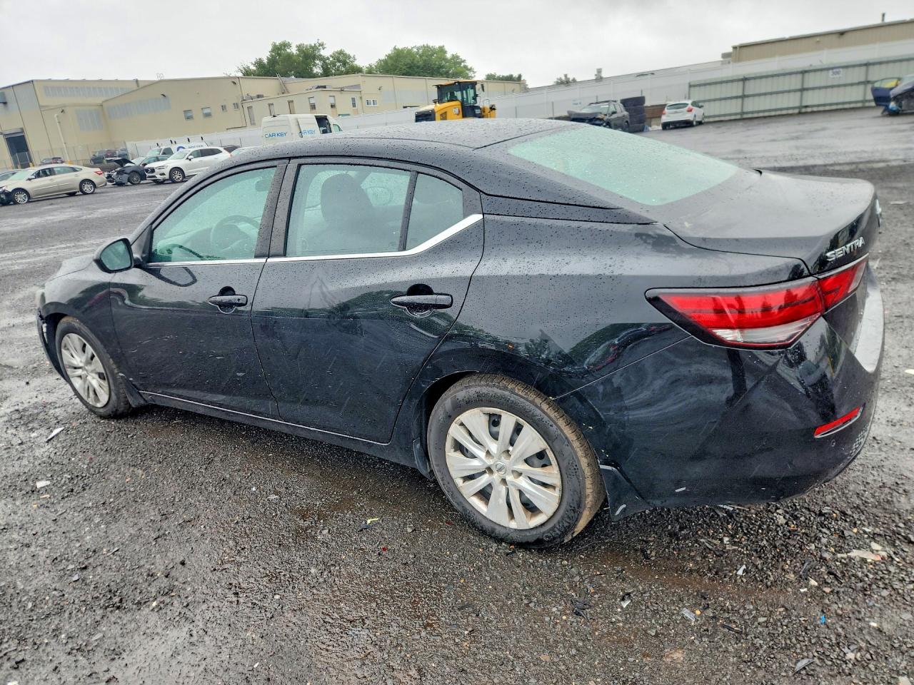2021 NISSAN SENTRA S — снимка 2
