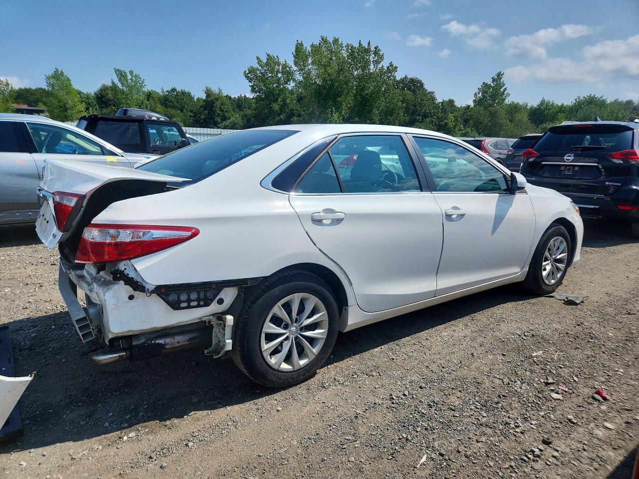 2016 TOYOTA CAMRY LE — снимка 3