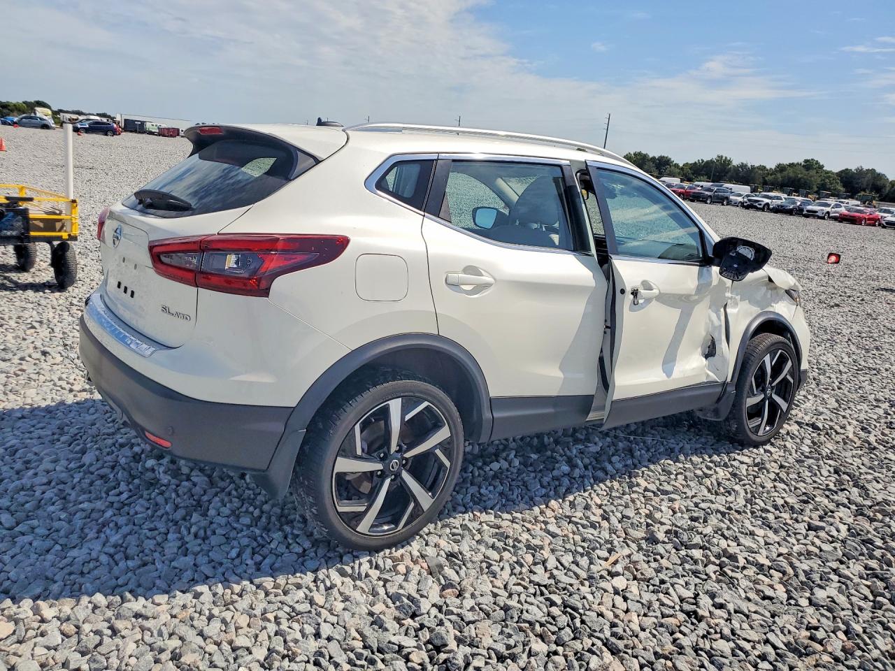 2022 NISSAN ROGUE SPORT SL — снимка 3