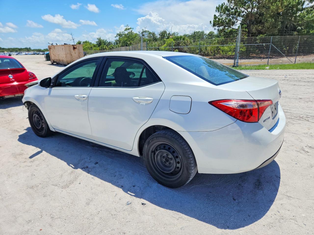 2017 TOYOTA COROLLA LE — снимка 2
