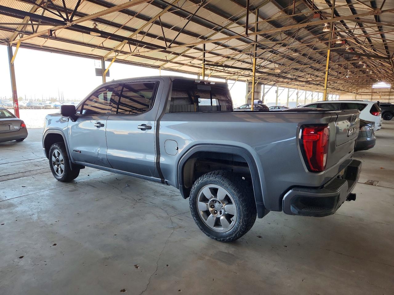 2020 GMC SIERRA K1500 AT4 — снимка 2