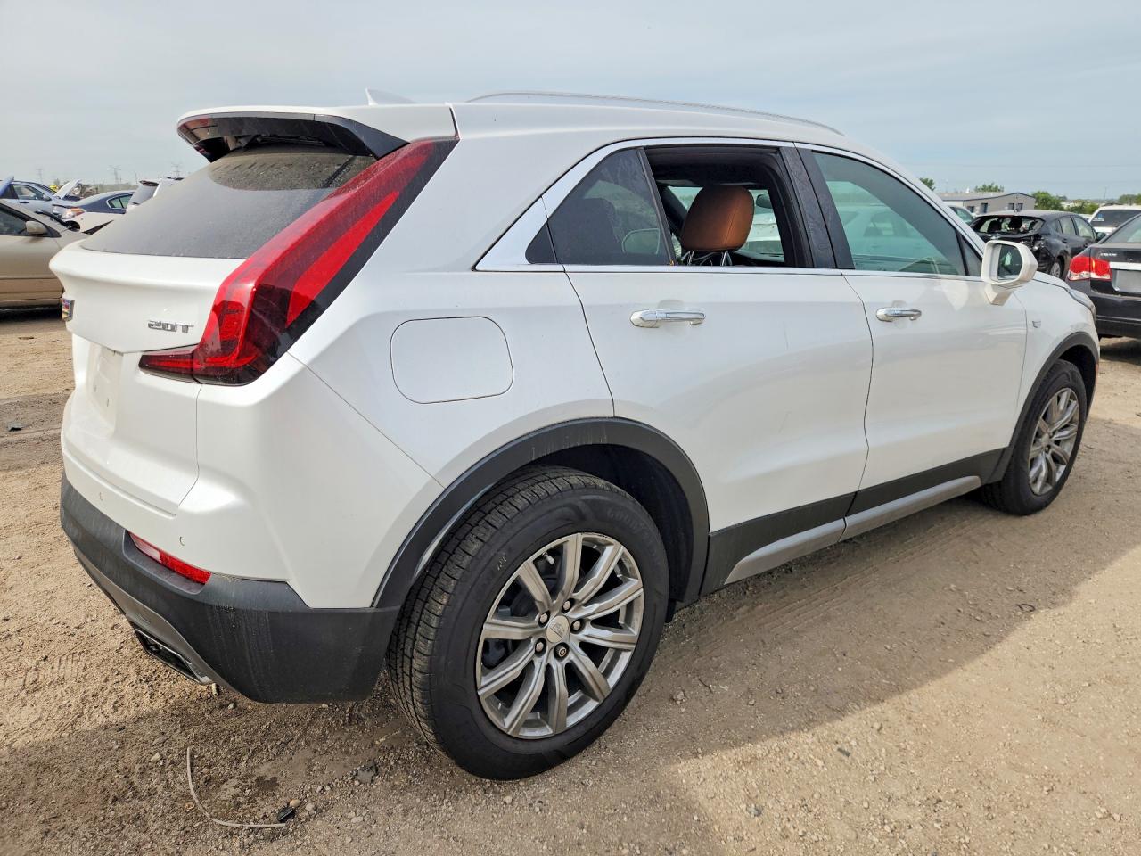 2019 CADILLAC XT4 PREMIUM LUXURY — снимка 3