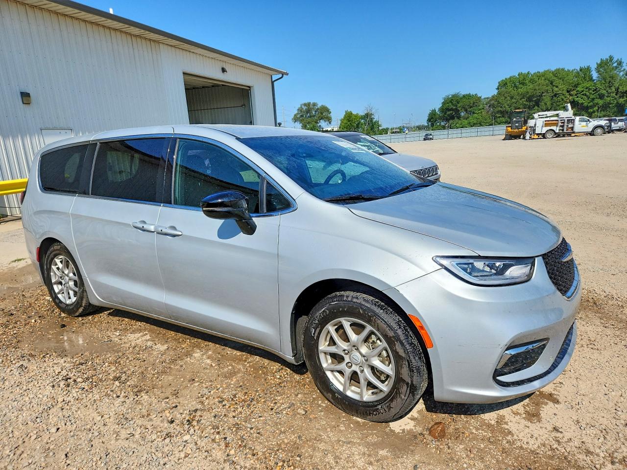 2026 CHRYSLER PACIFICA SELECT — снимка 4