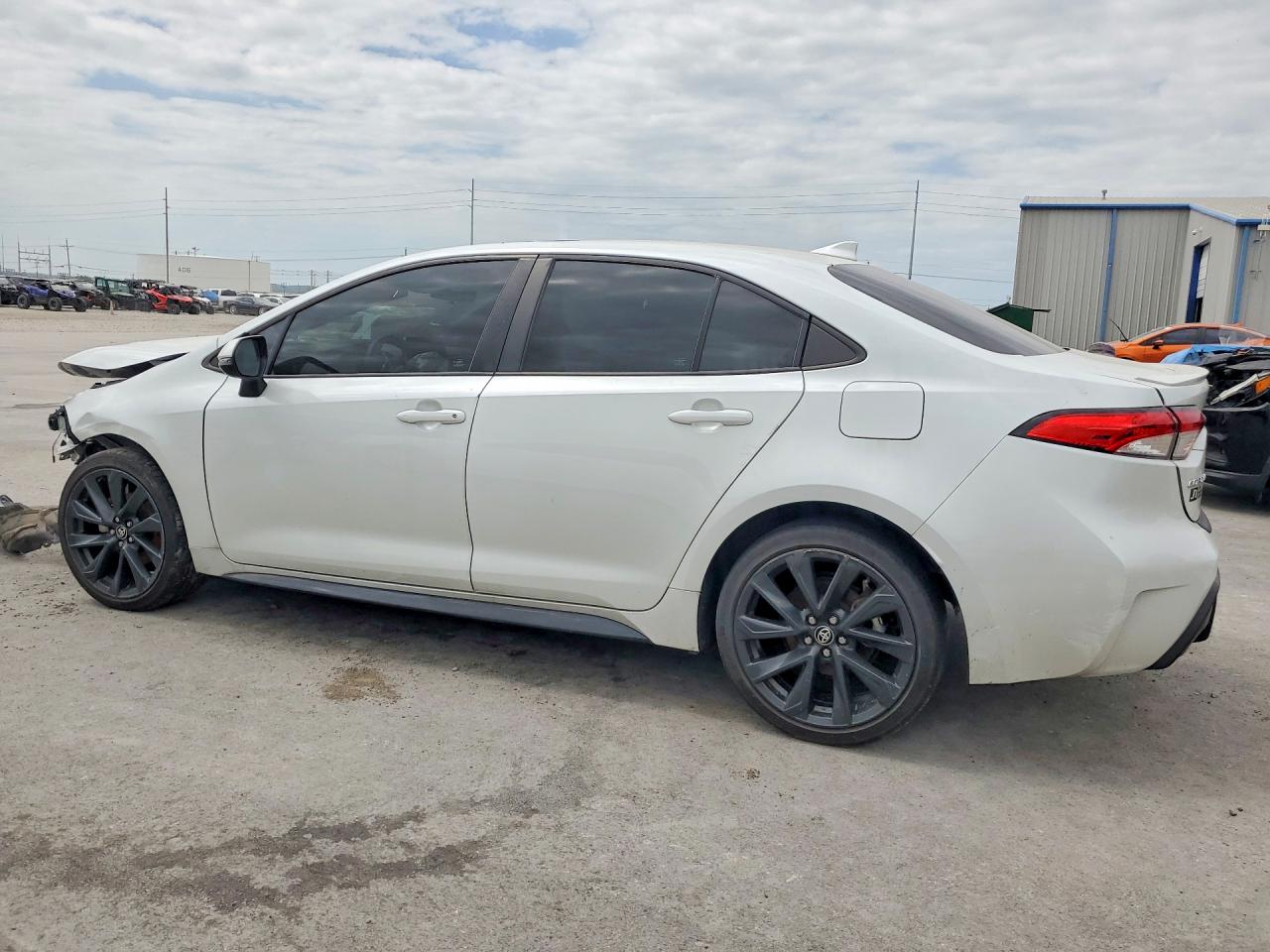 2023 TOYOTA COROLLA SE — снимка 2