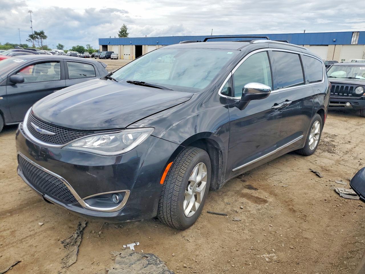 2020 CHRYSLER PACIFICA LIMITED