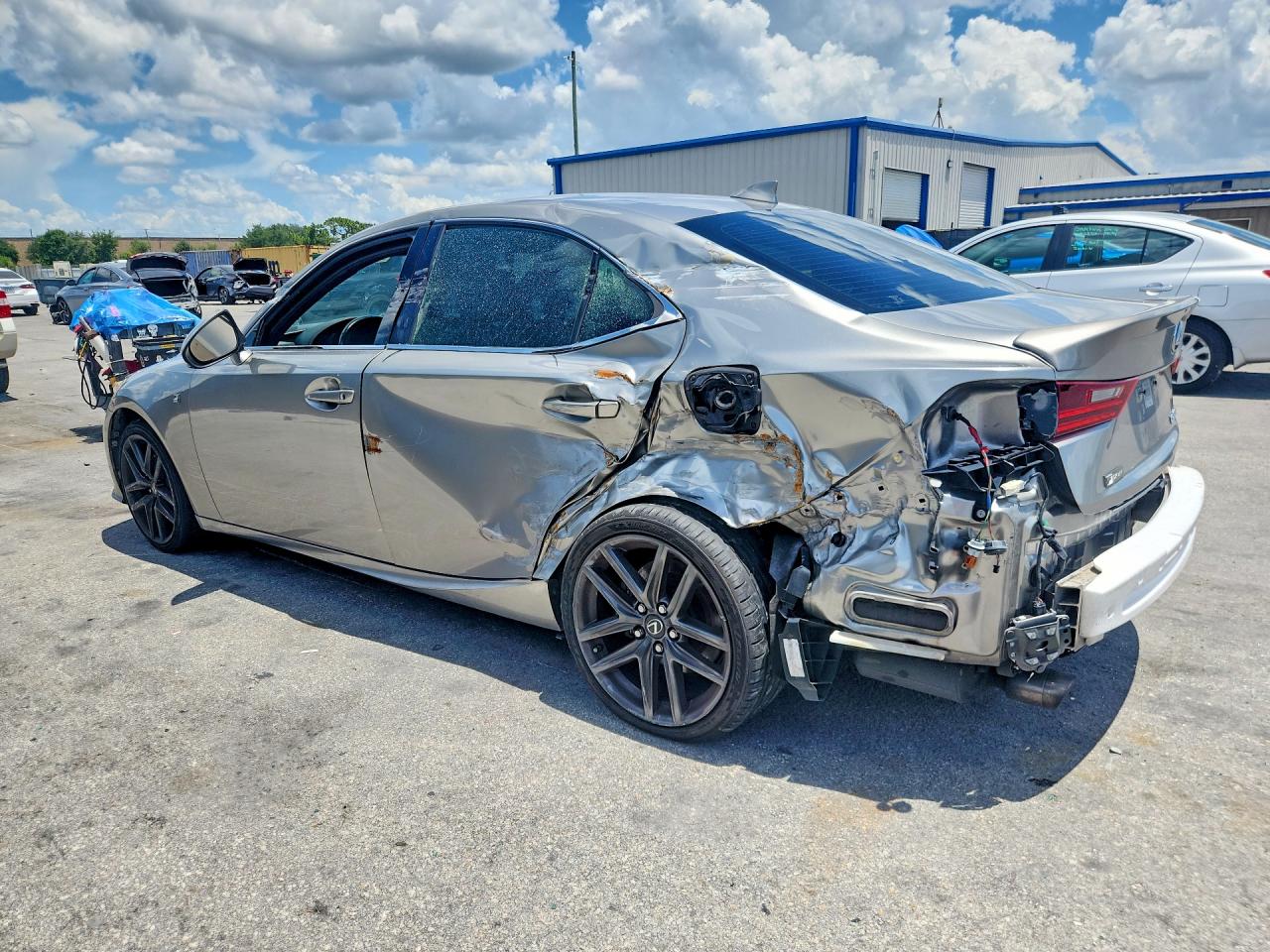 2016 LEXUS IS 200T — снимка 2