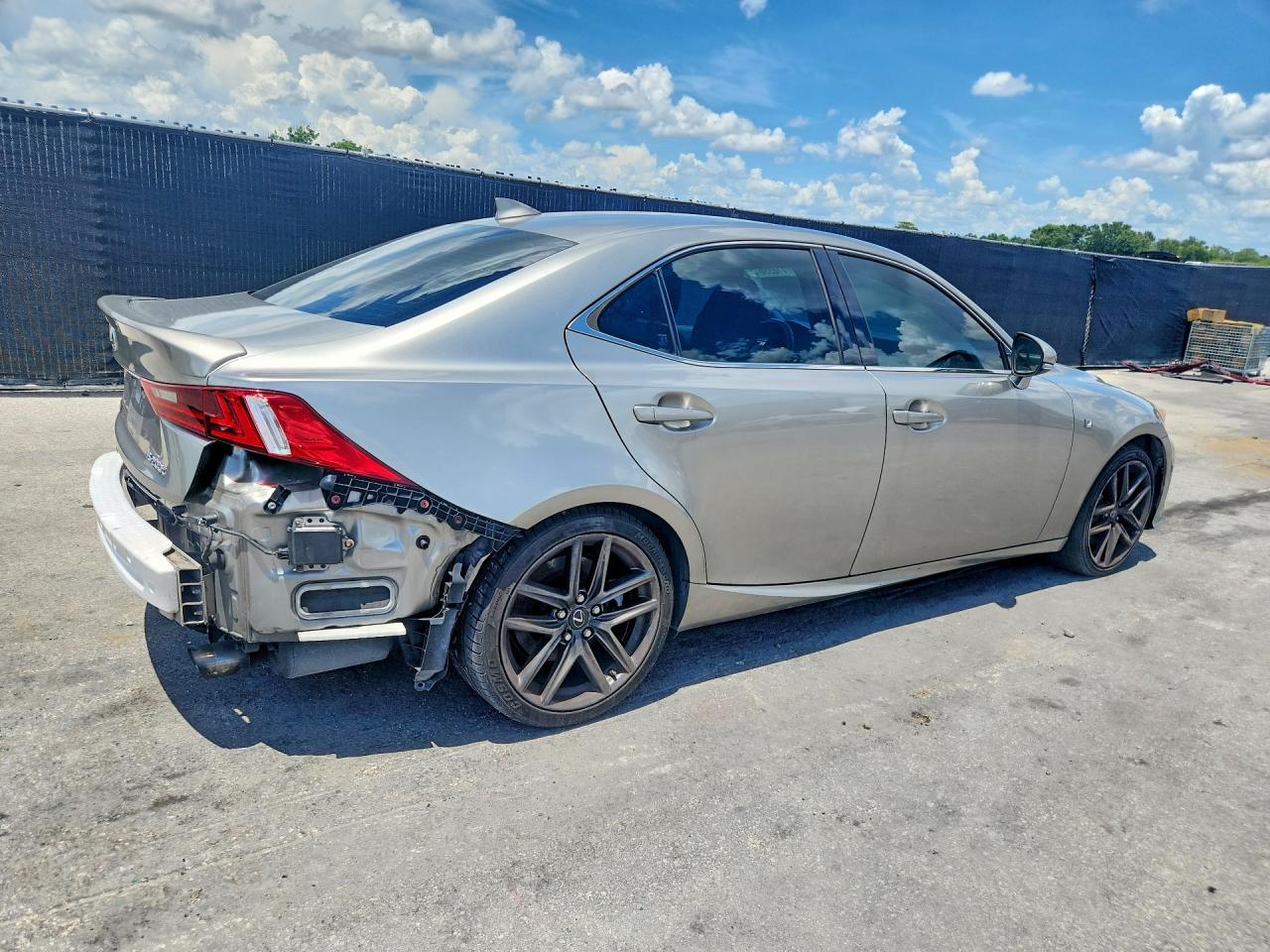 2016 LEXUS IS 200T — снимка 3