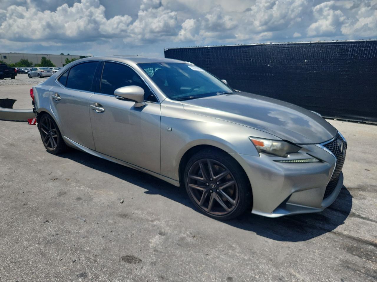 2016 LEXUS IS 200T — снимка 4