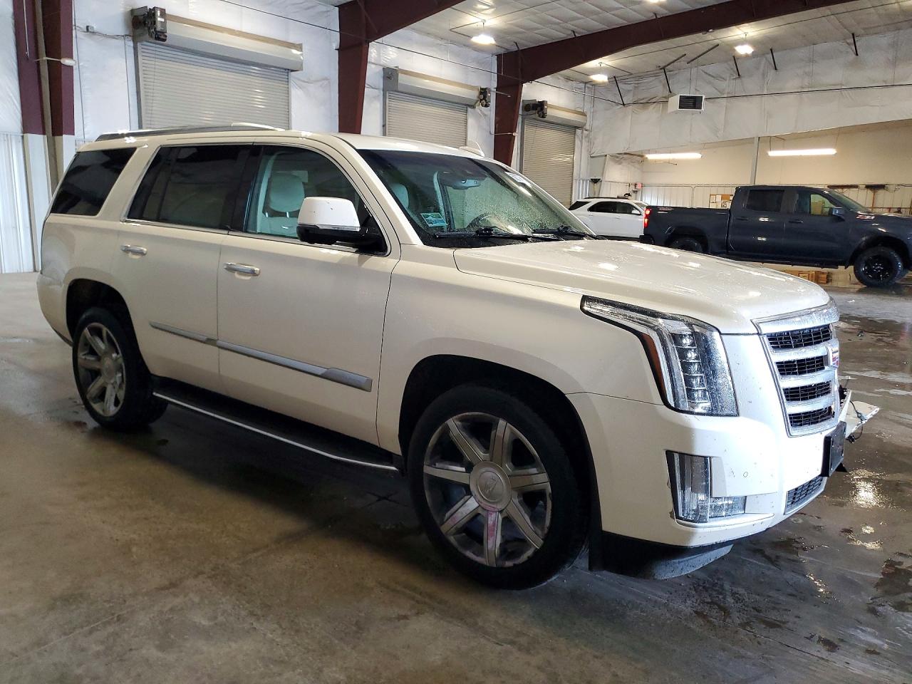 2015 CADILLAC ESCALADE LUXURY — снимка 4